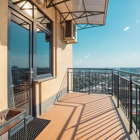 Stay Inn-Ararat View apt near Vernissage Erivan Exterior foto